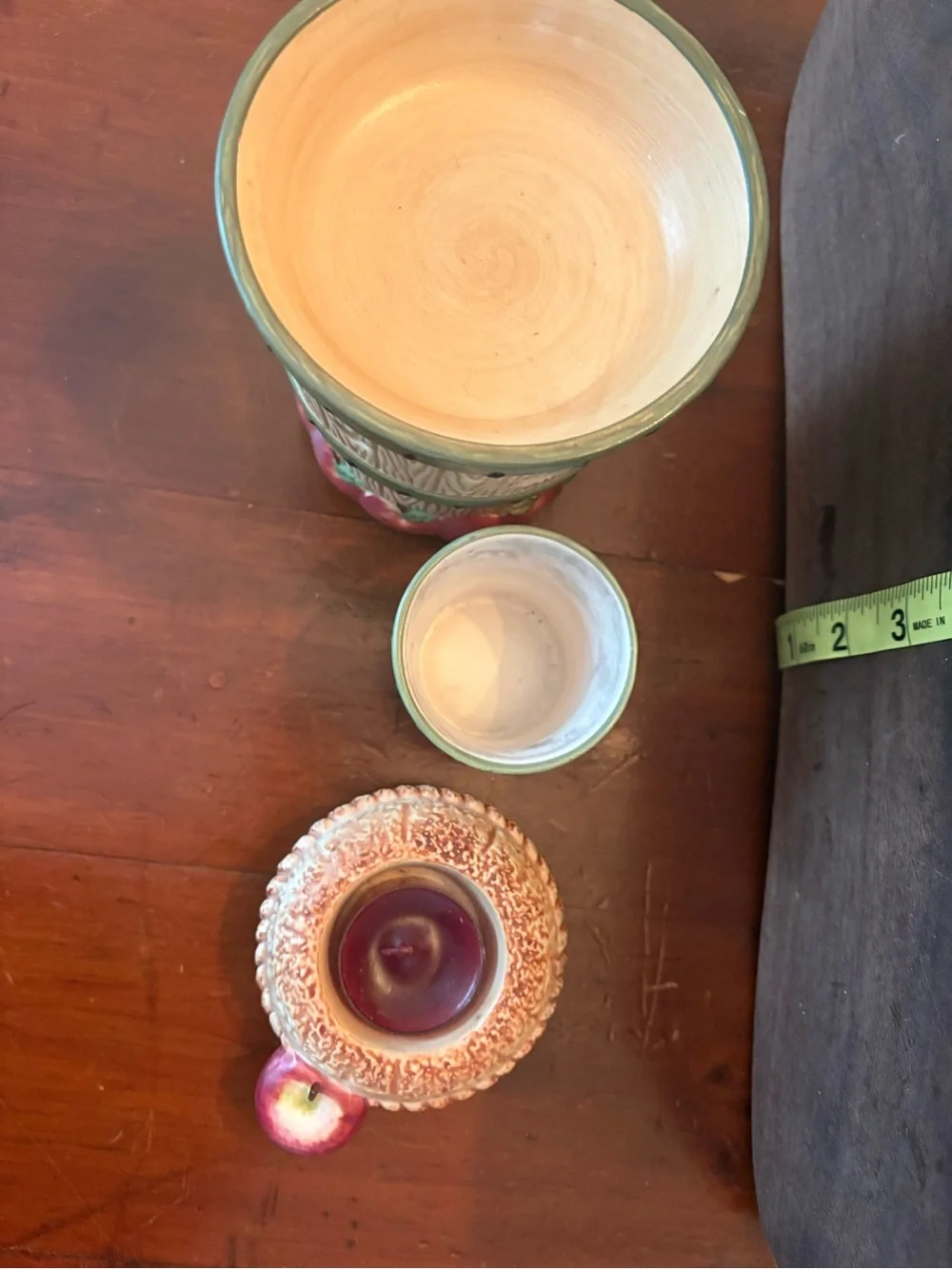 Yankee Candle Ceramic Apple-Themed Wax Warmer & Matching Holders